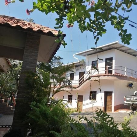 Hotel El Pez Dorado リオ・ドゥルセ エクステリア 写真
